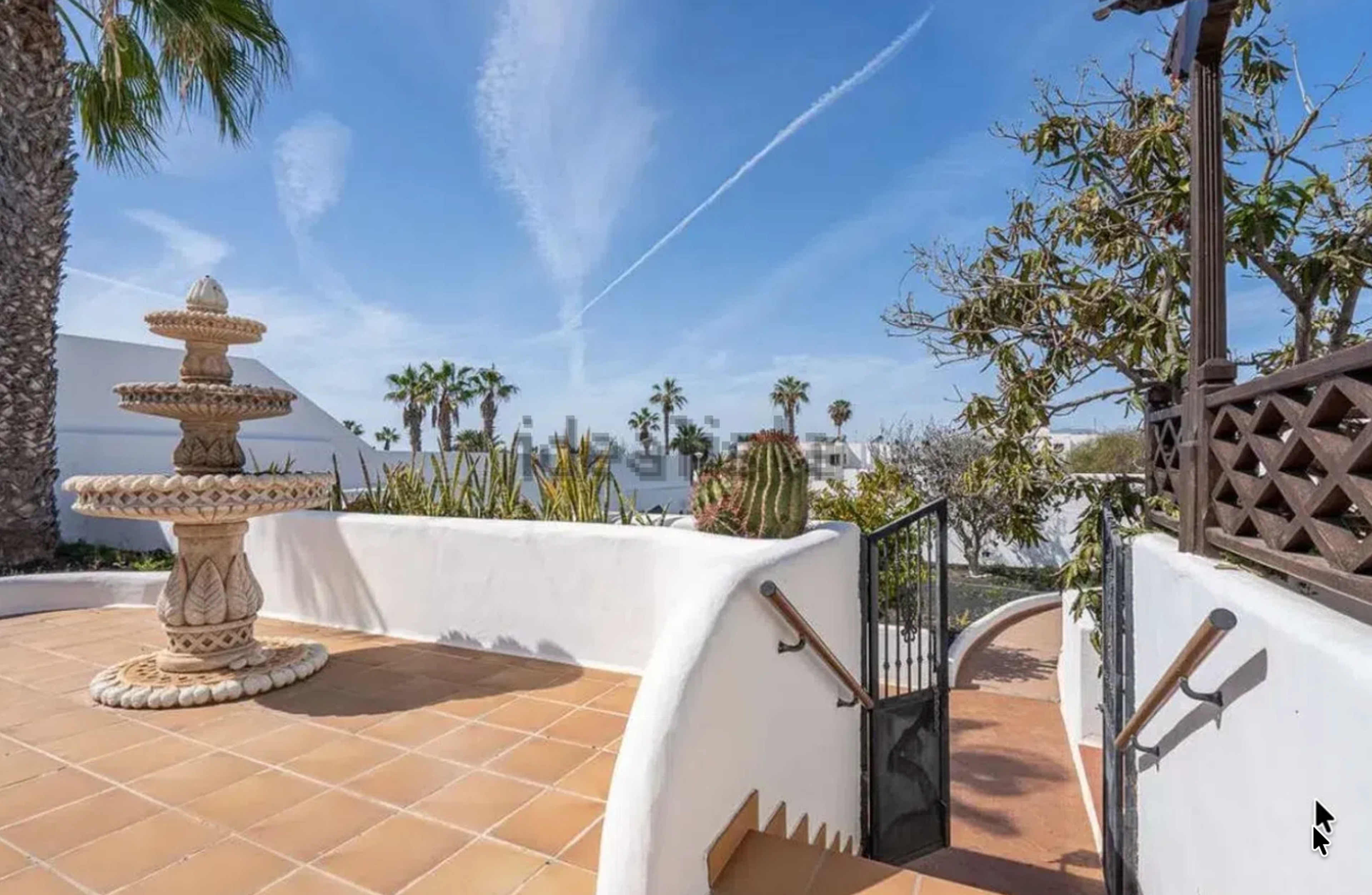 Detached Villa in El Cable-La Concha