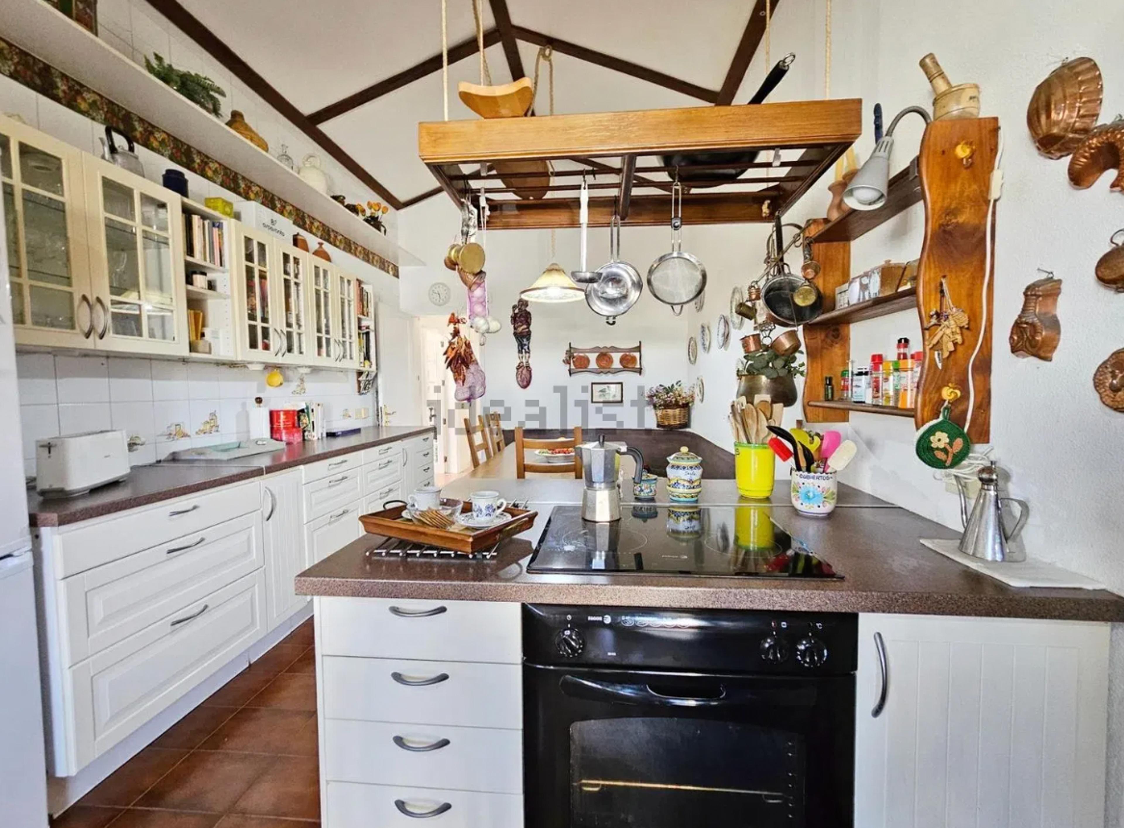 Detached villa by the sea, El Cable — El Cable (19)