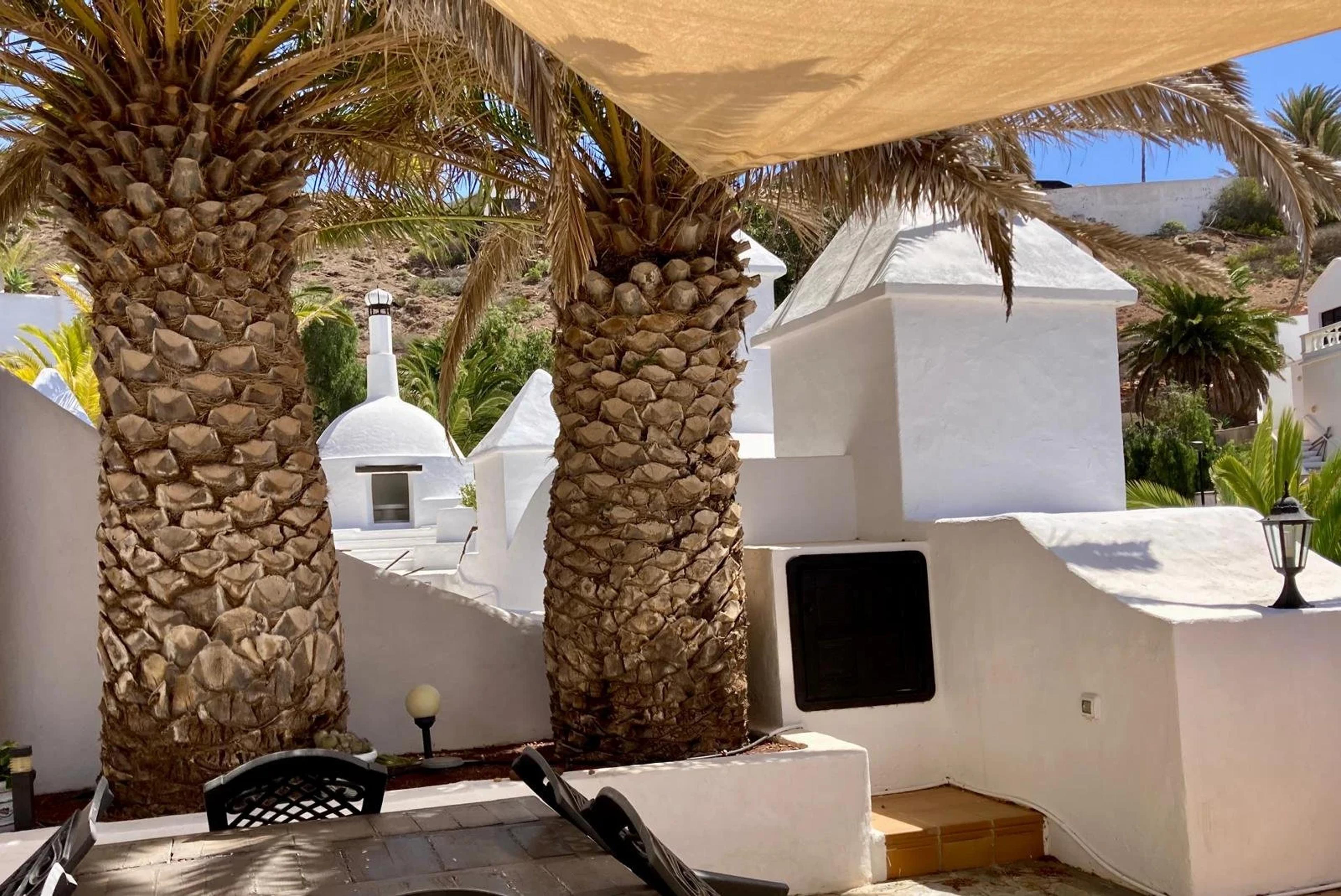 Historic house beside Lagomar, Nazaret — Nazaret (30)