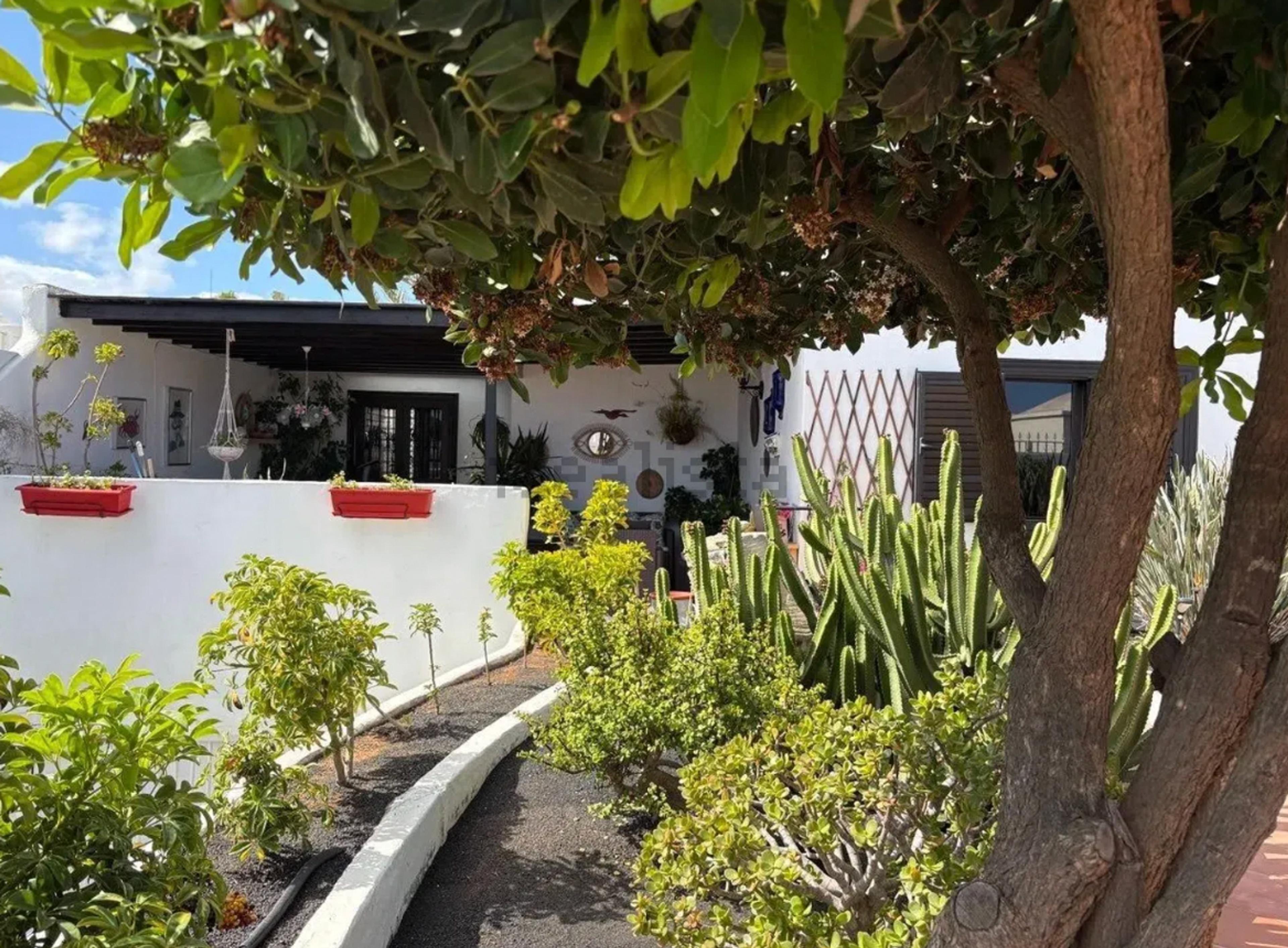 Detached villa by the sea, El Cable — El Cable (23)