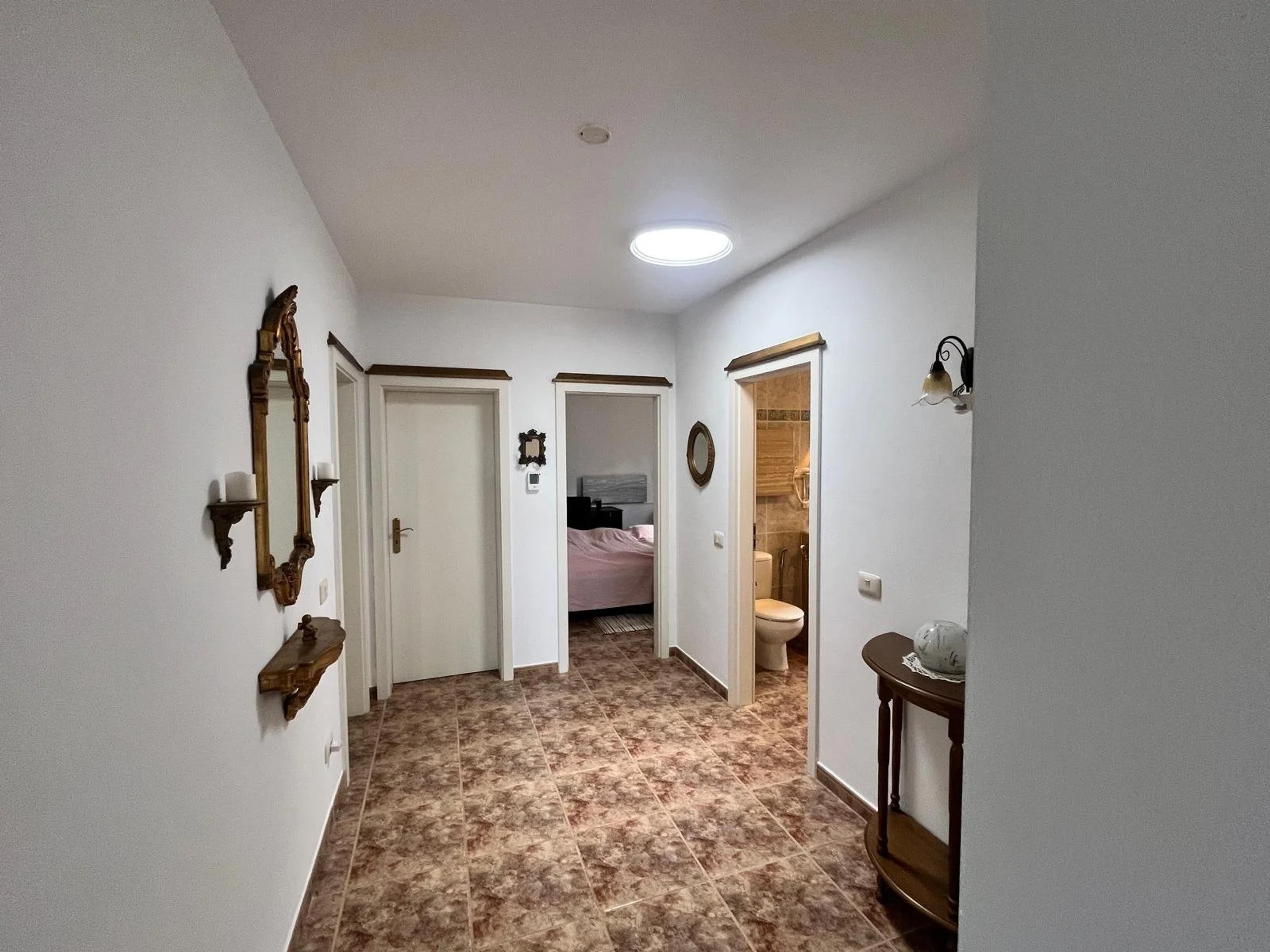 Country house with mature garden, Güime — Güime (11)