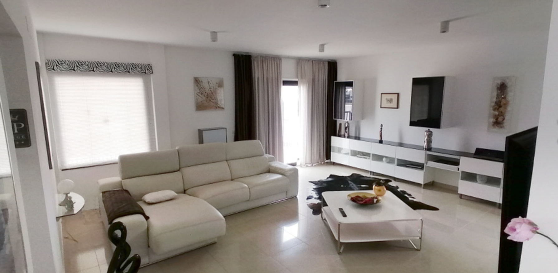 Dual-residence villa, Mancha Blanca — Mancha Blanca (1)