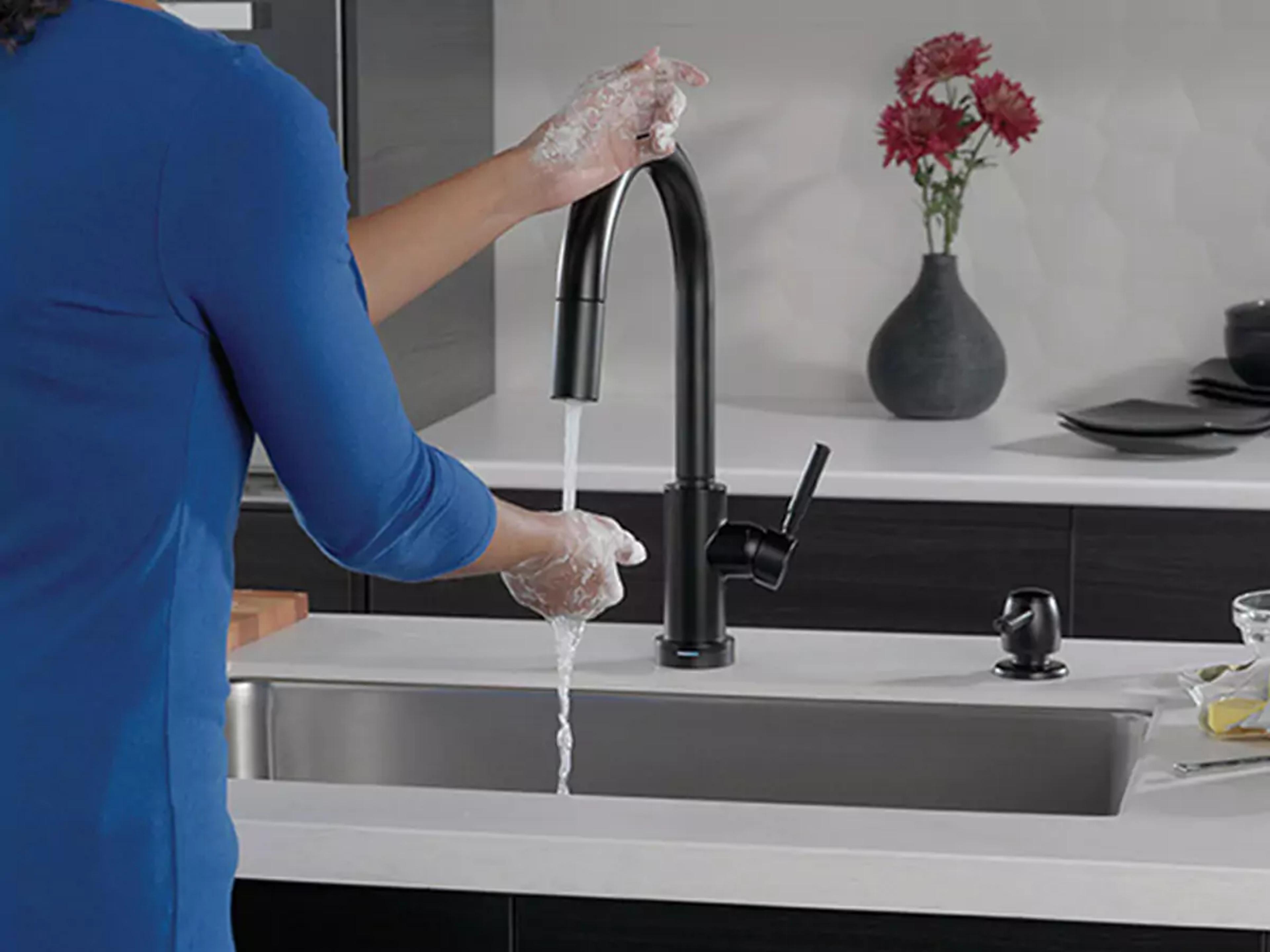 delta sink for kitchen