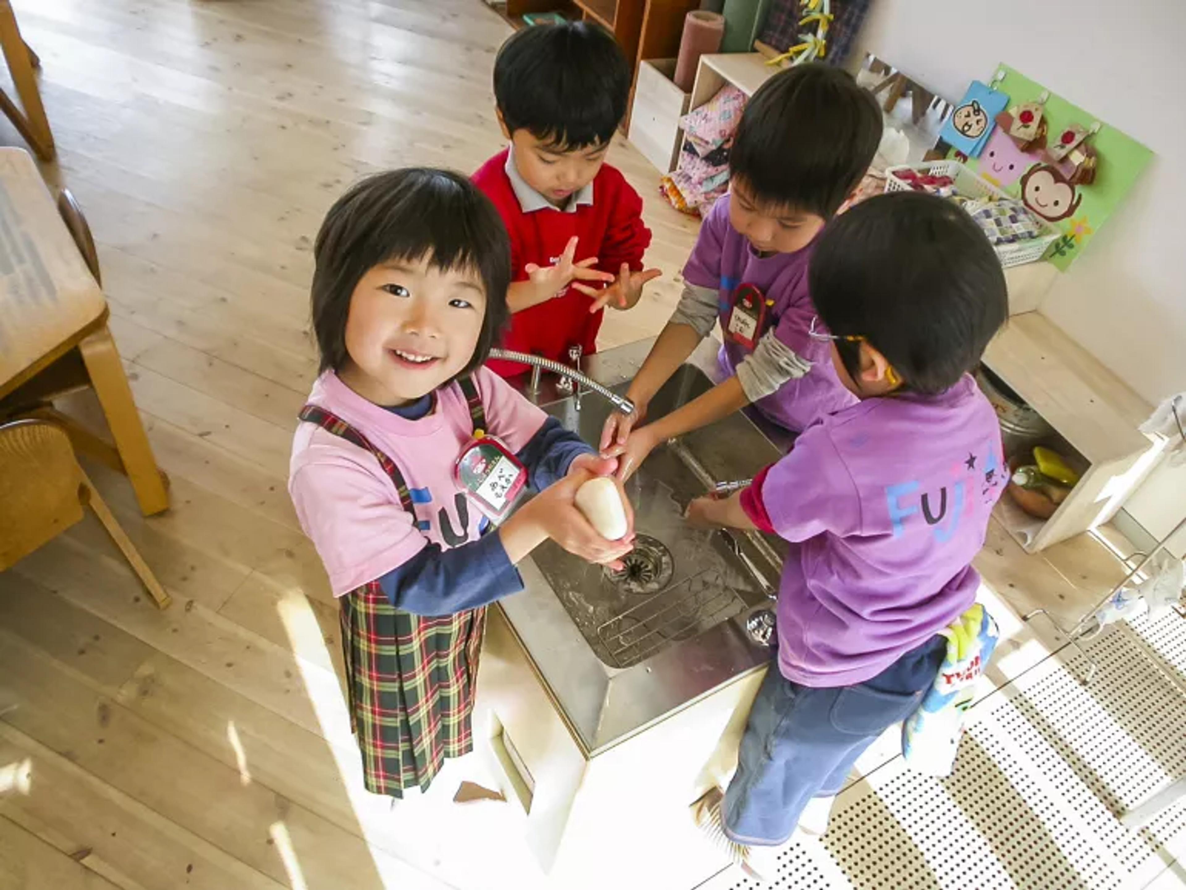 takaharu-tezuka-02-fuji-kindergarten-2-3-695e6585ed845