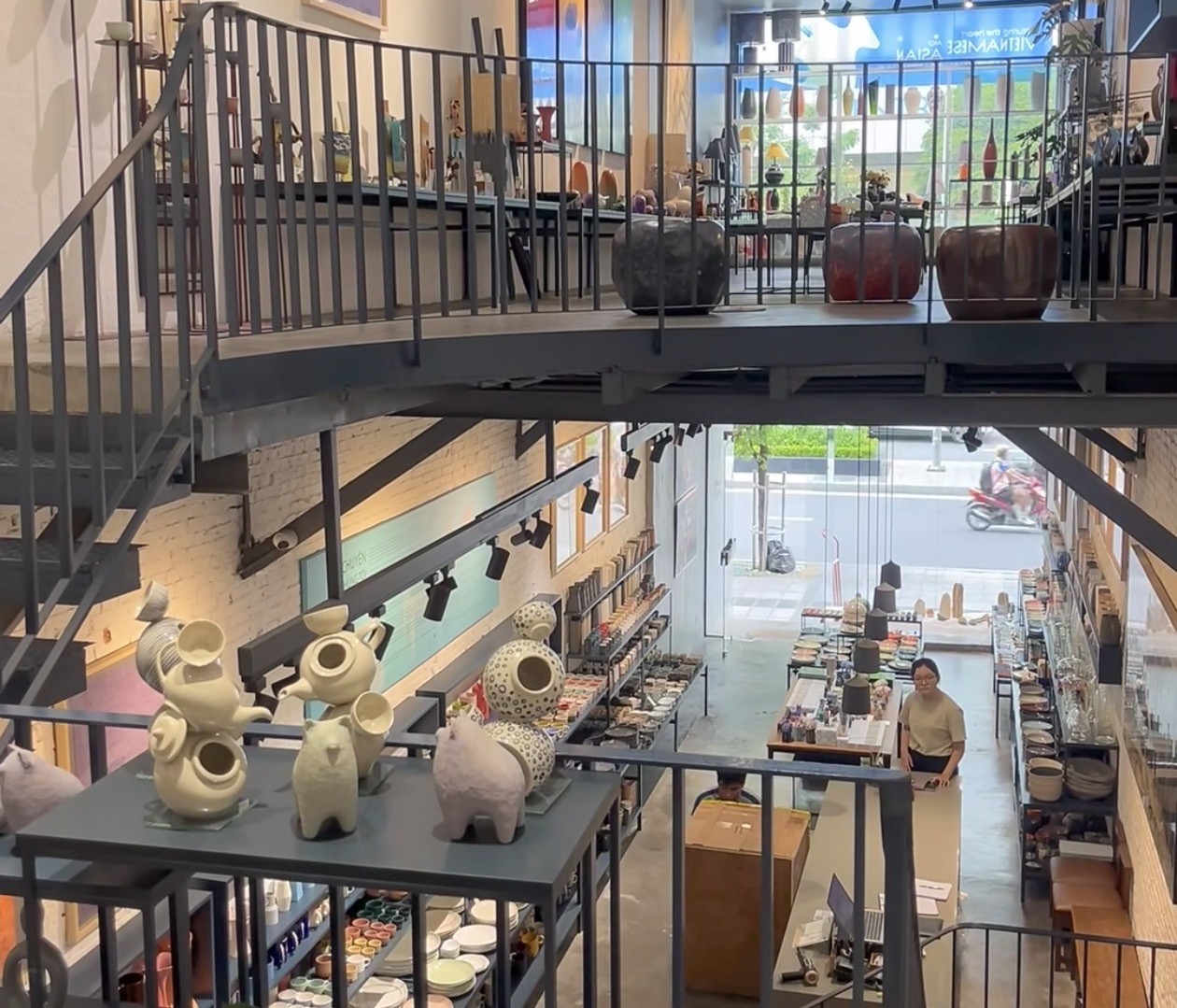 2026 胡志明市 Grade B 越南陶瓷及生活選物店 / Win Royal Spa 皇家越式按摩