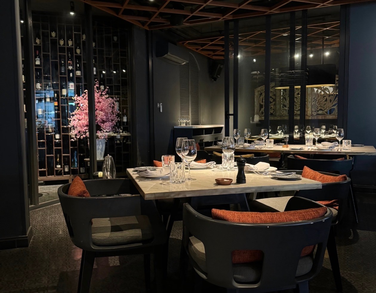2026 胡志明市 P'ti Saigon 法式餐廳攻略 / Win Royal Spa 皇家越式按摩