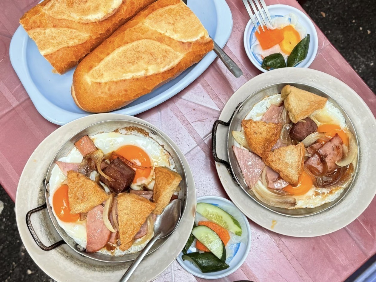 2026 胡志明市 Bánh Mì Hòa Mã 街頭早餐攻略 / Win Royal Spa 皇家越式按摩