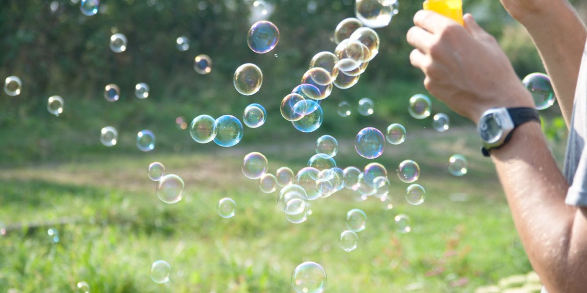 Happiness: let us feel the joy!