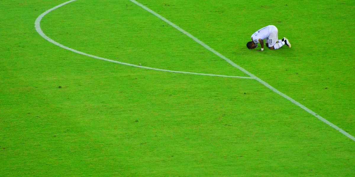 Gratitude: sometimes I should get down and “just kiss the ground.”