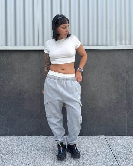 Sudadera Nike Gris