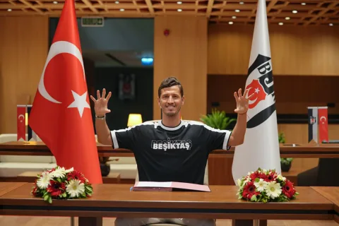 Bir yıldızın boşa geçen yılları