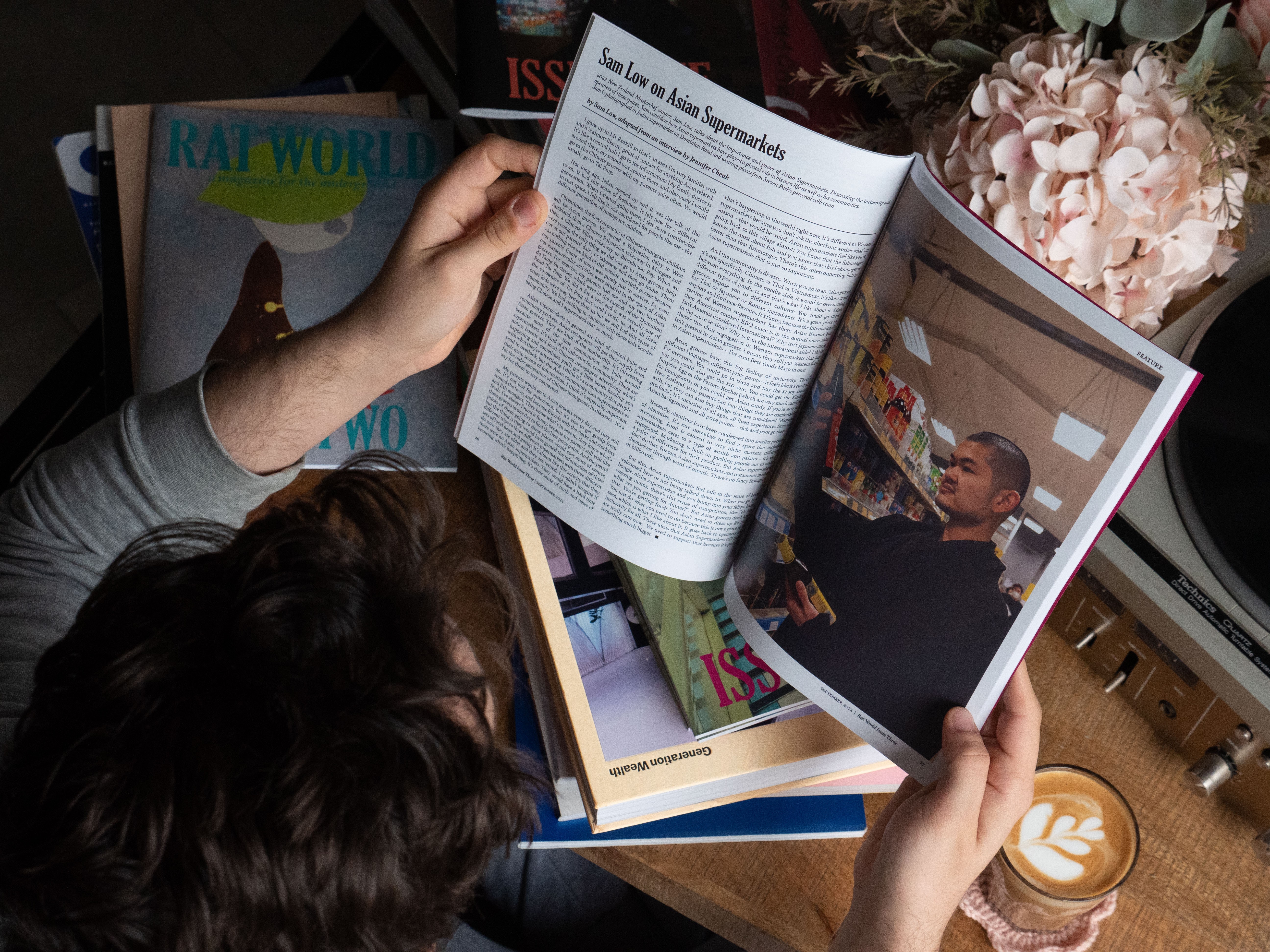 Someone reading Rat World magazine.