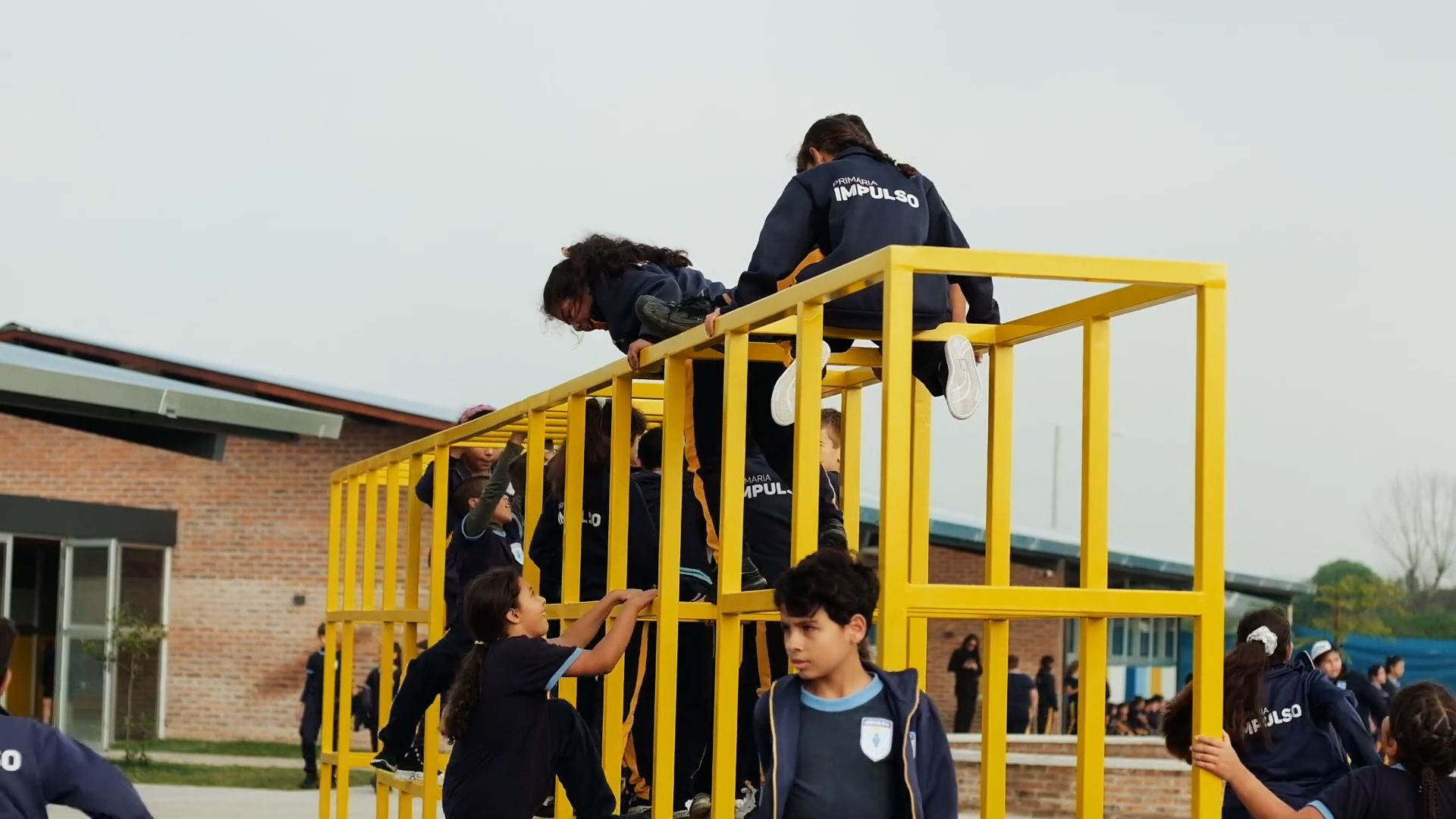 Un patio diseñado en conjunto con la comunidad