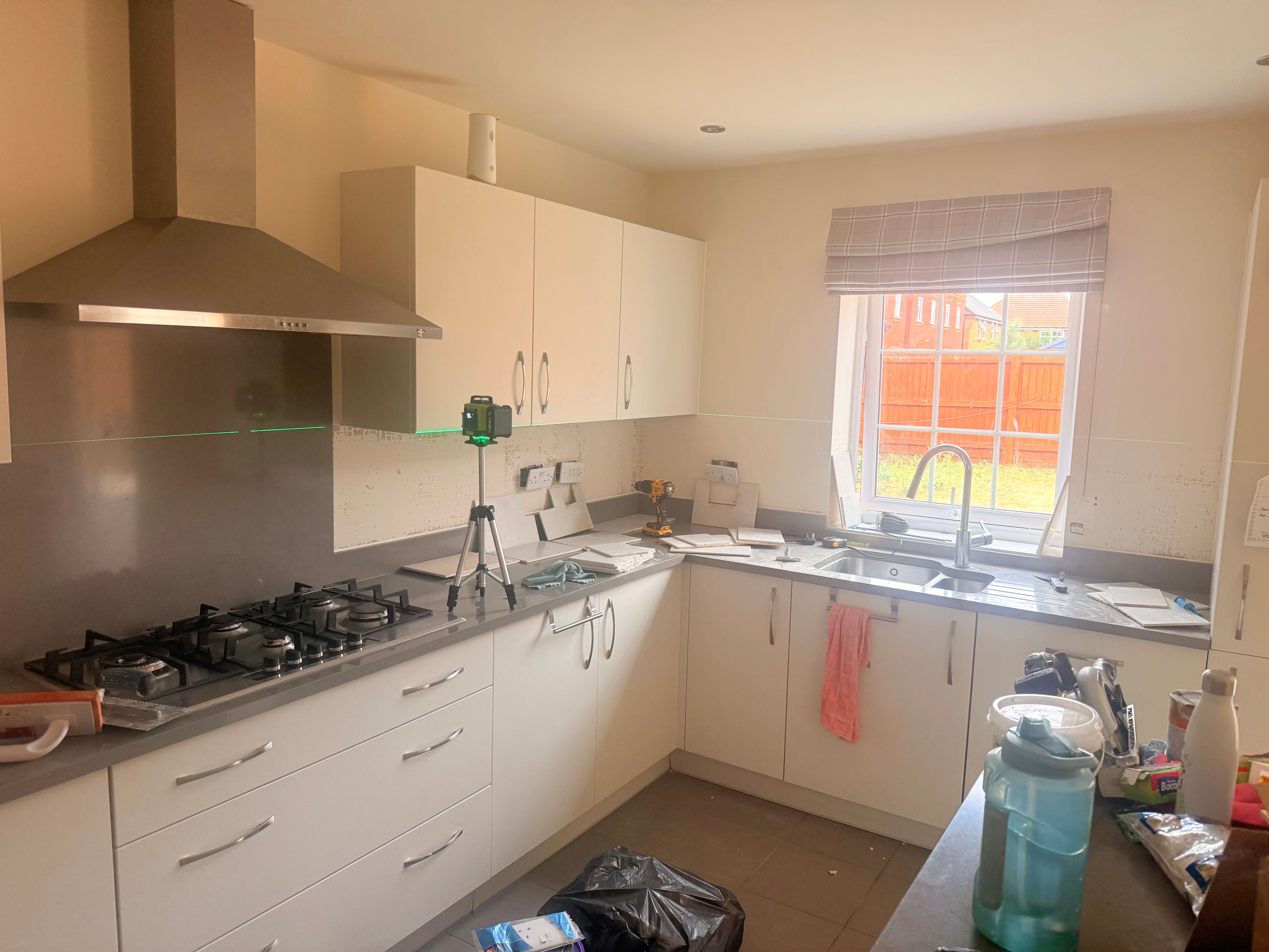Before: Kitchen splash back 