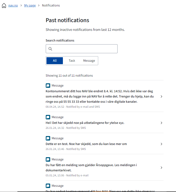 Tidligere varsler vises med et søkefelt og valg med Alle, Oppgave eller Beskjed. Nedenfor listes tekst og dato for varsler, sammen med en tag for at de er varslet på sms.. Det er ikke klikkbare lenker for fullførte oppgaver