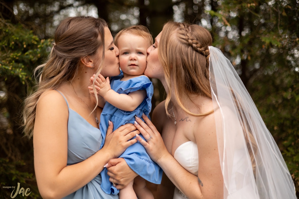 Brianna + Conner — photo 13