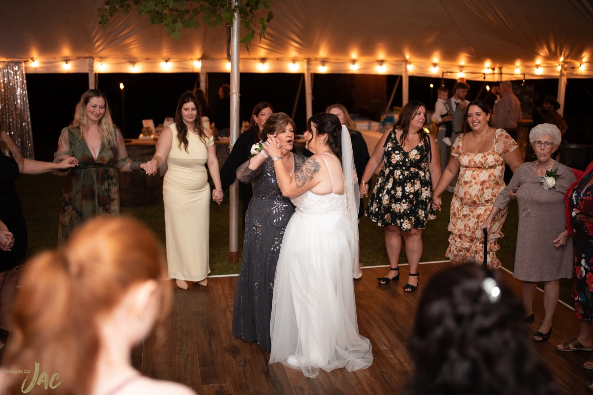 Jennifer + Ryan — photo 24