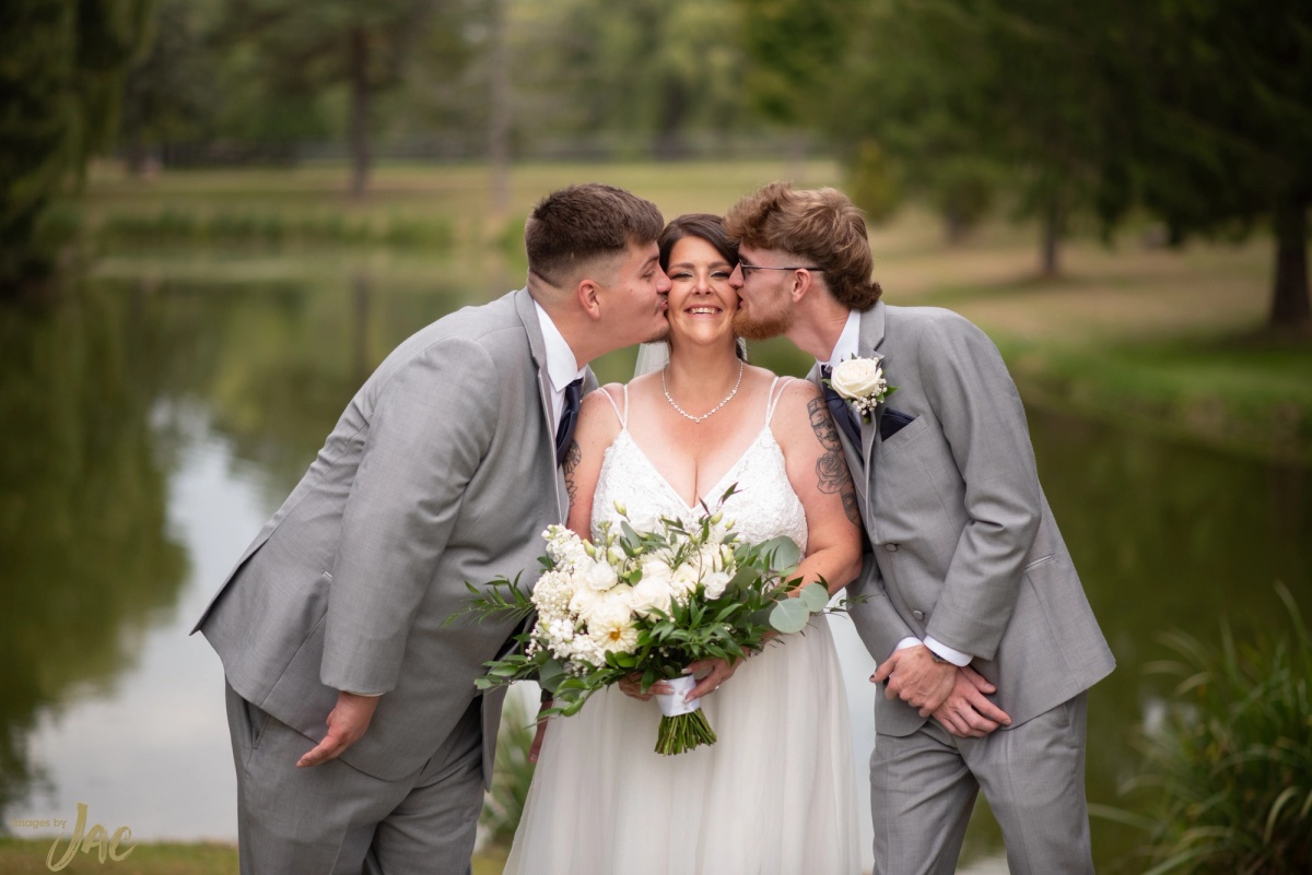 Jennifer + Ryan — photo 10