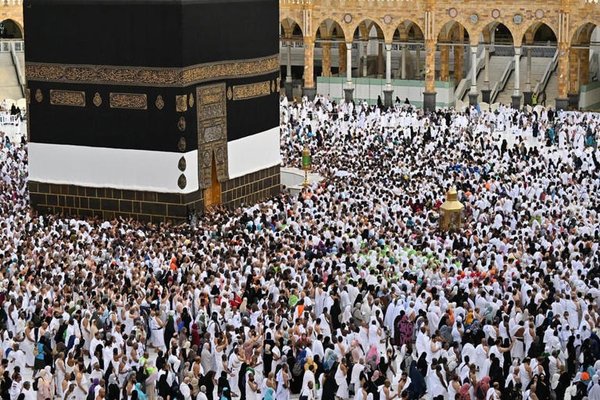 In a first, Saudi Arabia now allows all visa holders to perform Umrah