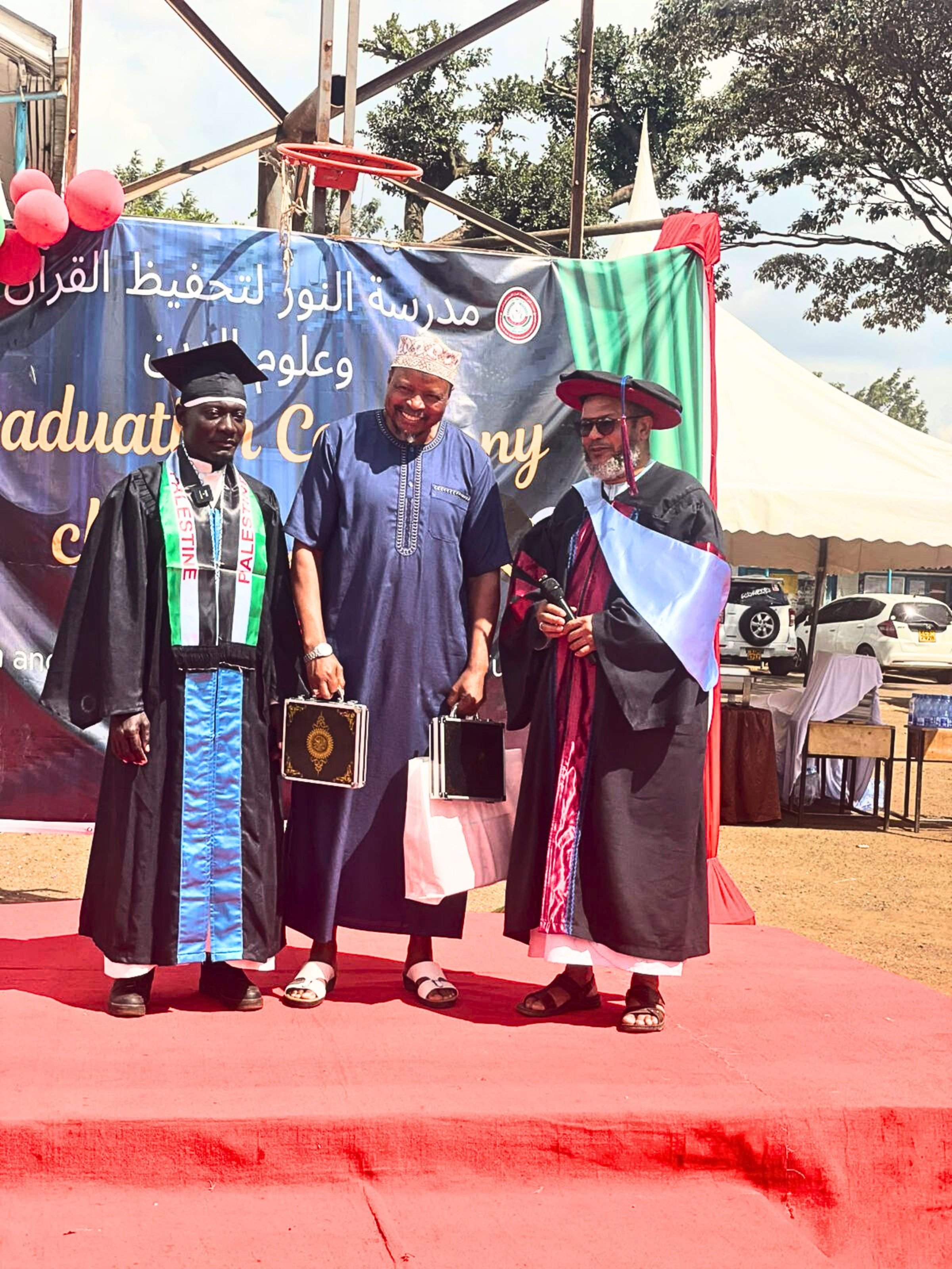 Adam Suleiman (centre), the oldest student at Madrasatul Nur, was honoured for his dedication to his studies. The retired official from the Foreign Affairs ministry is a student of Qur’an and Arabic studies.