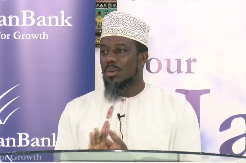 Sheikh Badru Jaffar speaking during the Hajj seminar at Jamia Mosque