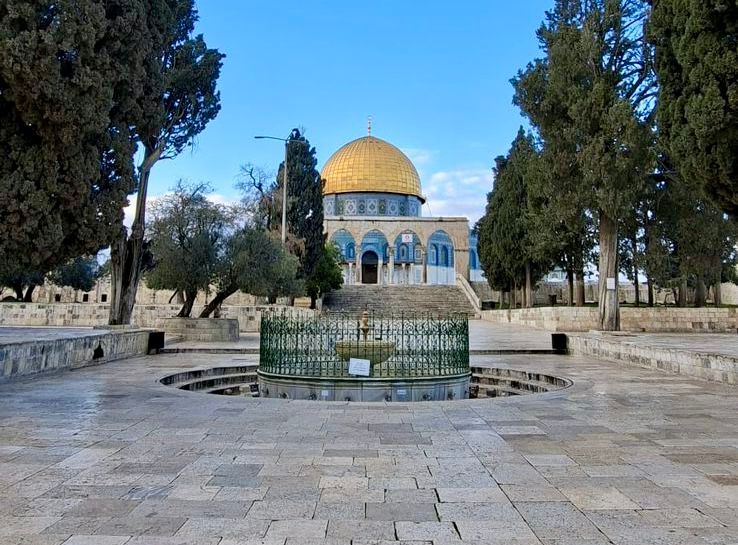 Al-Aqsa Mosque remains shut down by Israeli for fifth week