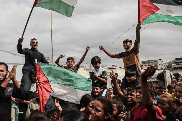 Hamas and "Israel" have reached a ceasefire agreement.