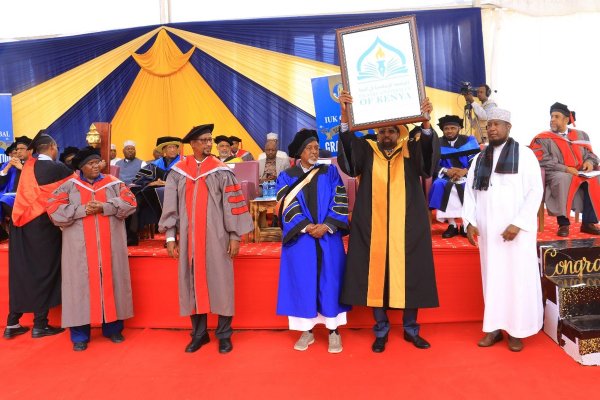 Integrity calls take centre stage at Islamic University of Kenya graduation