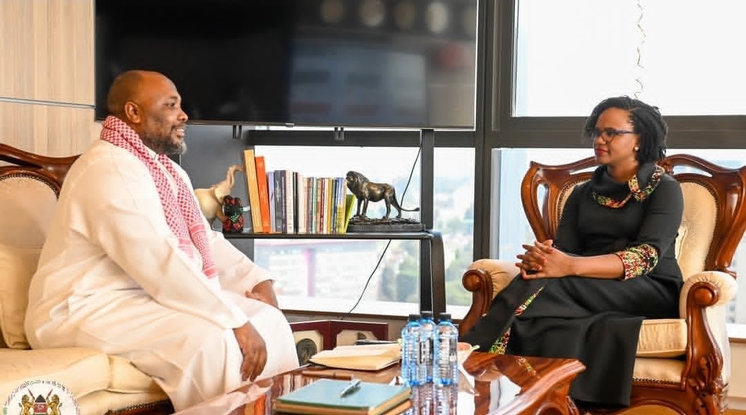 Amb. Mohammed Ruwange, the Ambassador of Kenya to the Kingdom of Saudi Arabia in a meeting with the Principal Secretary for Diaspora Affairs Roseline K. Njogu