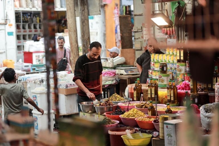 Al-Zawiya Market, one of Gaza’s most prominent central markets, is witnessing renewed commercial activity after a two-year war, as the holy month of Ramadan begins 