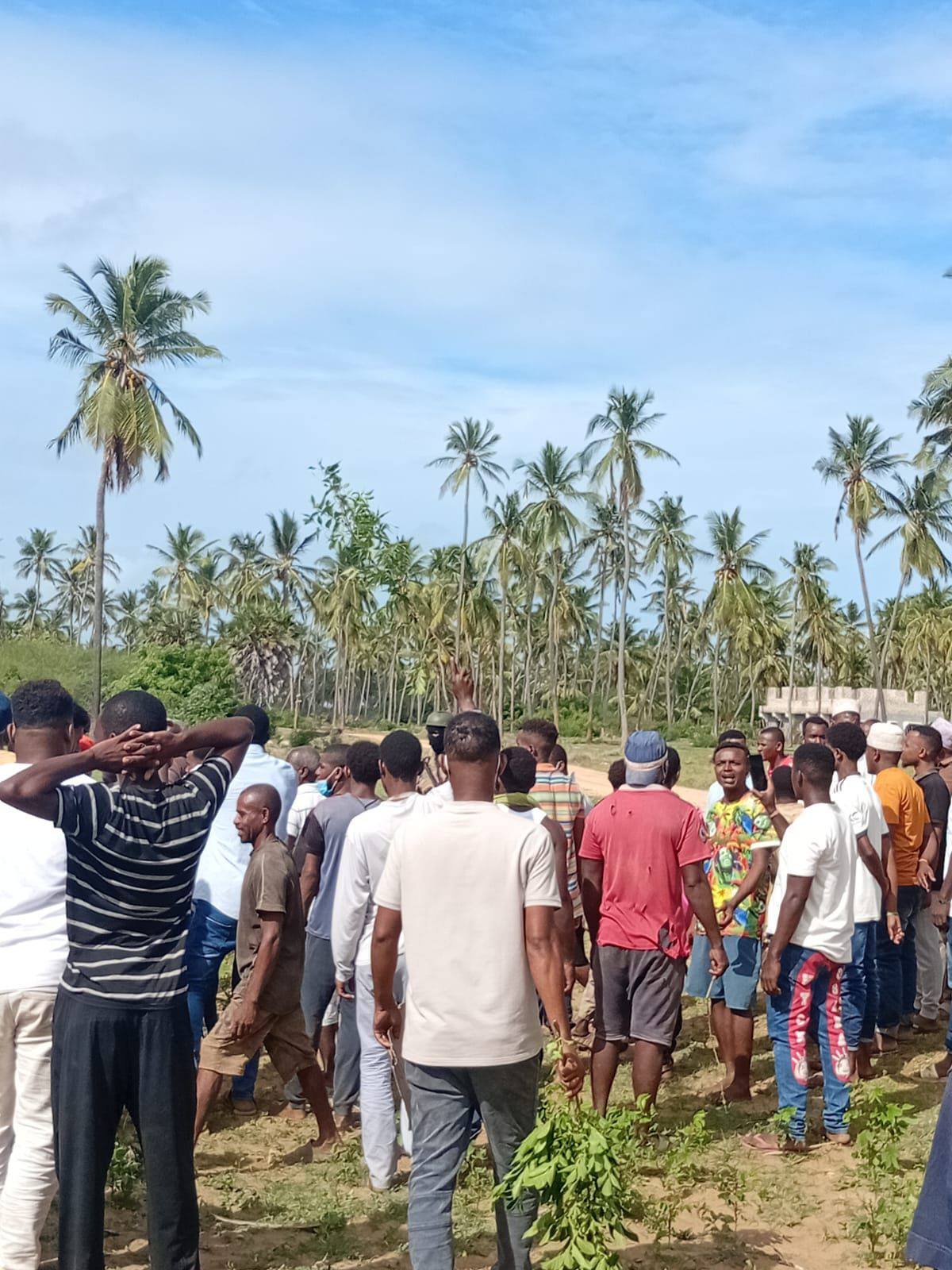 Residents of Siyu Island protesting against the assault by security officers