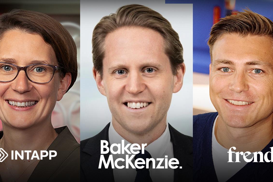 Tre personer, to menn og en kvinne, smiler mot kameraet, med logoene til Intapp, Baker McKenzie og Frend.