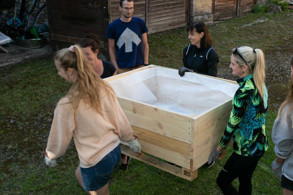 Resurrections of building and community-galleryimage-0