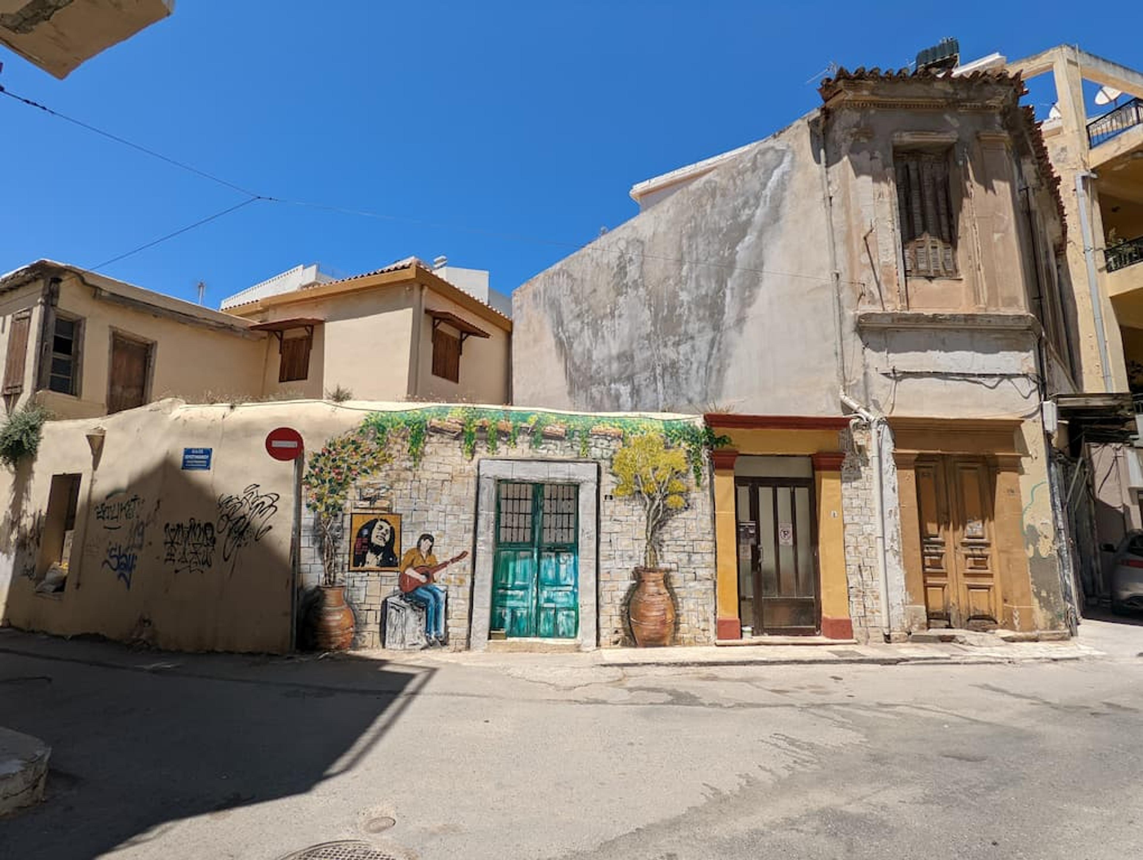 graffiti in the old town of Heraklion
