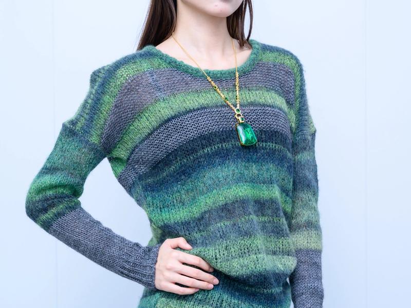 s037Forest Gradient Stripe Crew Neck Knit Sweater