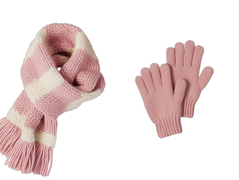 Checkered Pom Pom Fringe 4-Piece Winter Set