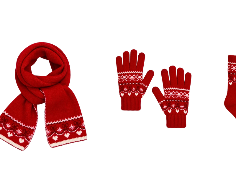 Heart Snowflake Pom Pom 4-Piece Winter Set