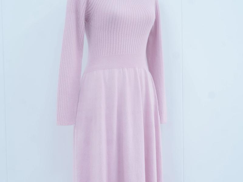 s008Sakura Pink Waist-Defined Knit Dress