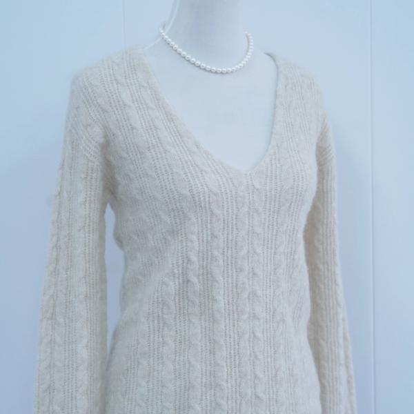 s004Beige Apricot V-Neck Cable-Knit Sweater 3