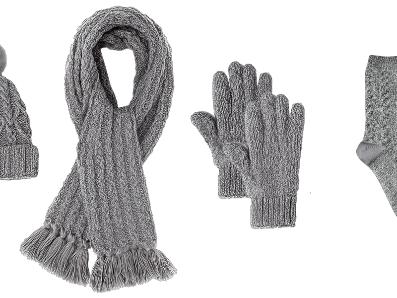 Cable Knit Pom Pom Fringe 4-Piece Winter Set