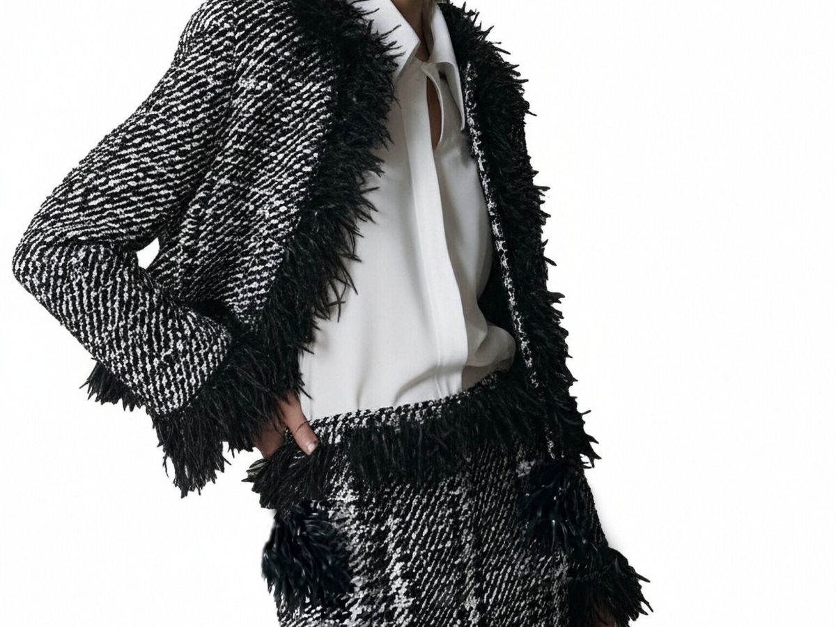 s060Black & White Tweed Fringe Trimmed Chanel-Style Co-ord Set