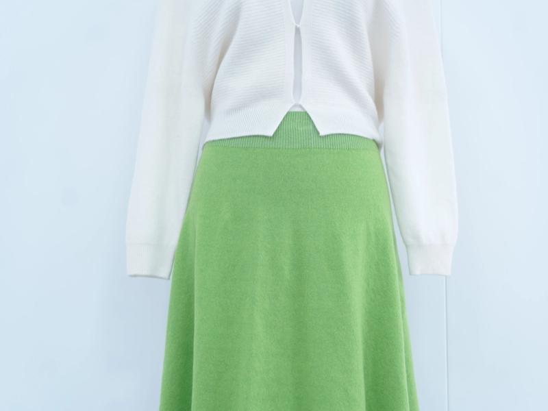 s007Fresh Fruit Green Knitted A-Line Midi Skirt