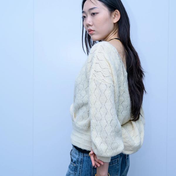 s055Cream Yellow Diamond Lace V-Neck Relaxed Knit  3