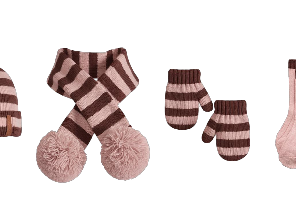 Stripe Pom Pom 4-Piece Winter Set