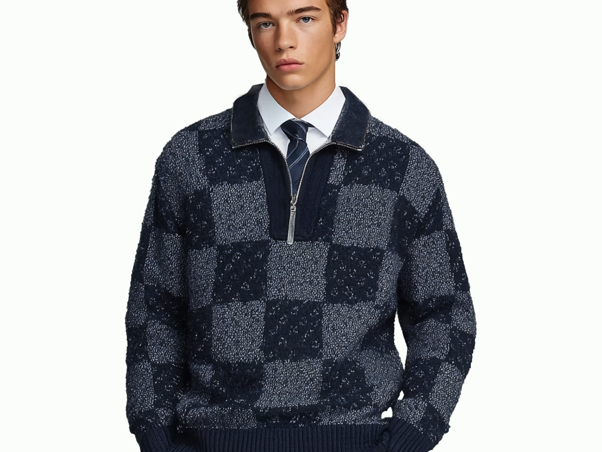 m023Navy Checkerboard Half-Zip Funnel Neck Knit Sweater