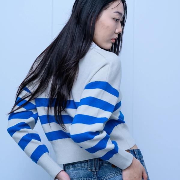s054Contrast Stripe Collared V-Neck Cropped Knit Sweater 4