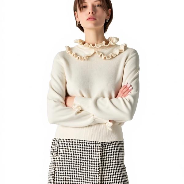 s097Off-White Ruffled Collar Knit Top 2