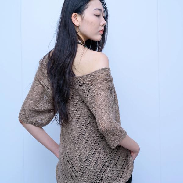 s027Coffee Brown Diagonal Hollow-Out Off-Shoulder Knit Top 2