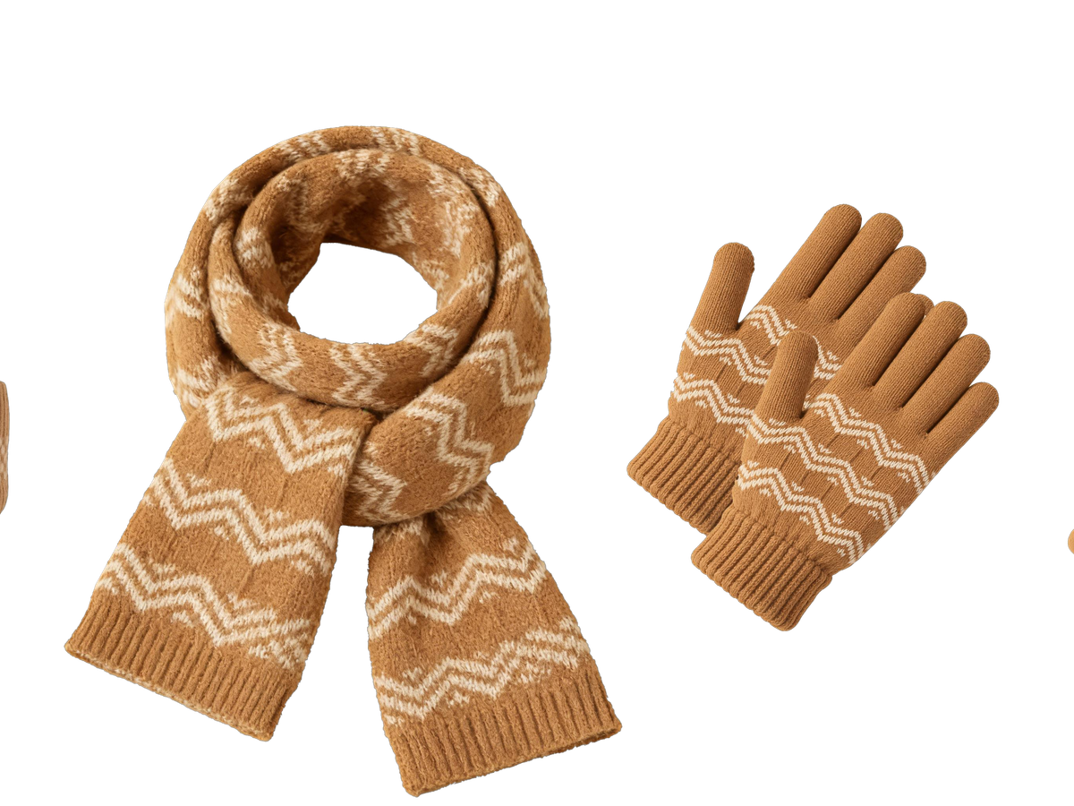 Chevron Stripe 4-Piece Winter Set