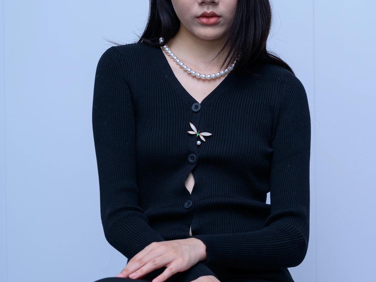 s044Classic Black Vertical Rib V-Neck Knit Cardigan